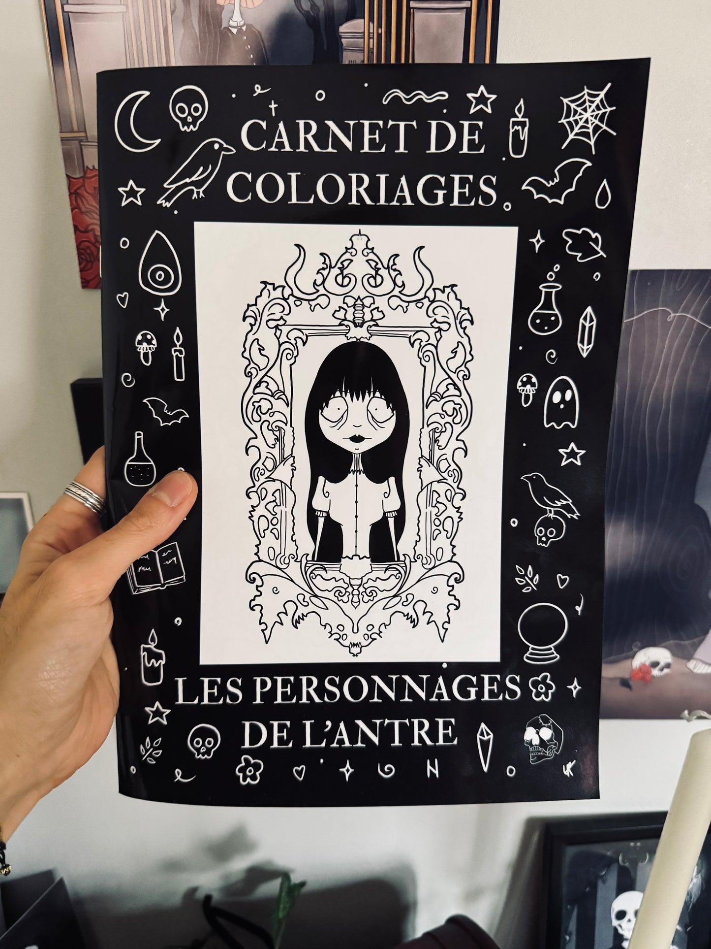 Carnet de coloriages - Les personnages de l’Antre
